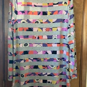 BNWT - Lularoe Lynnae sz Large